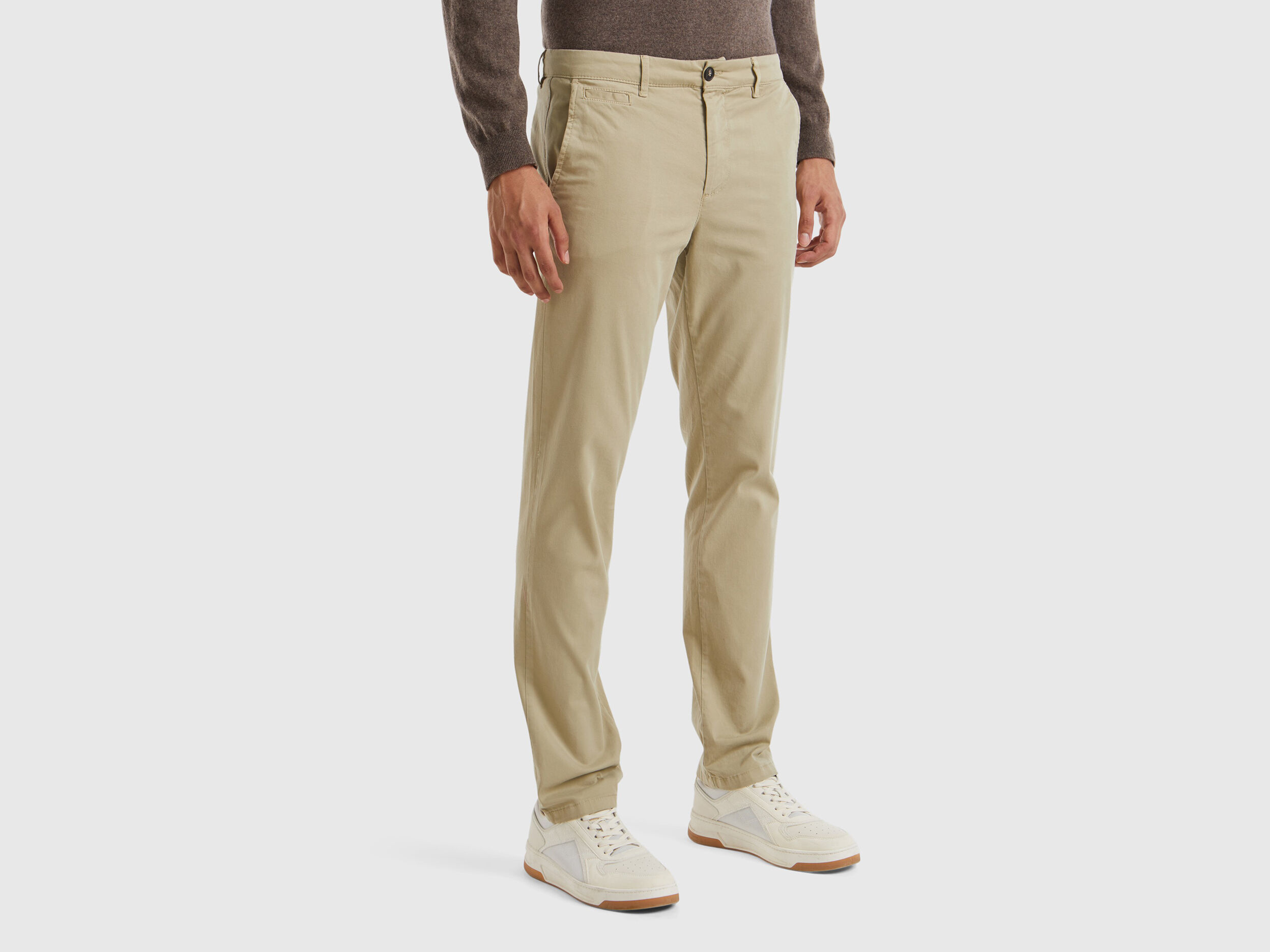 Pantaloni Chino Uomo Diversi Stili e Colori