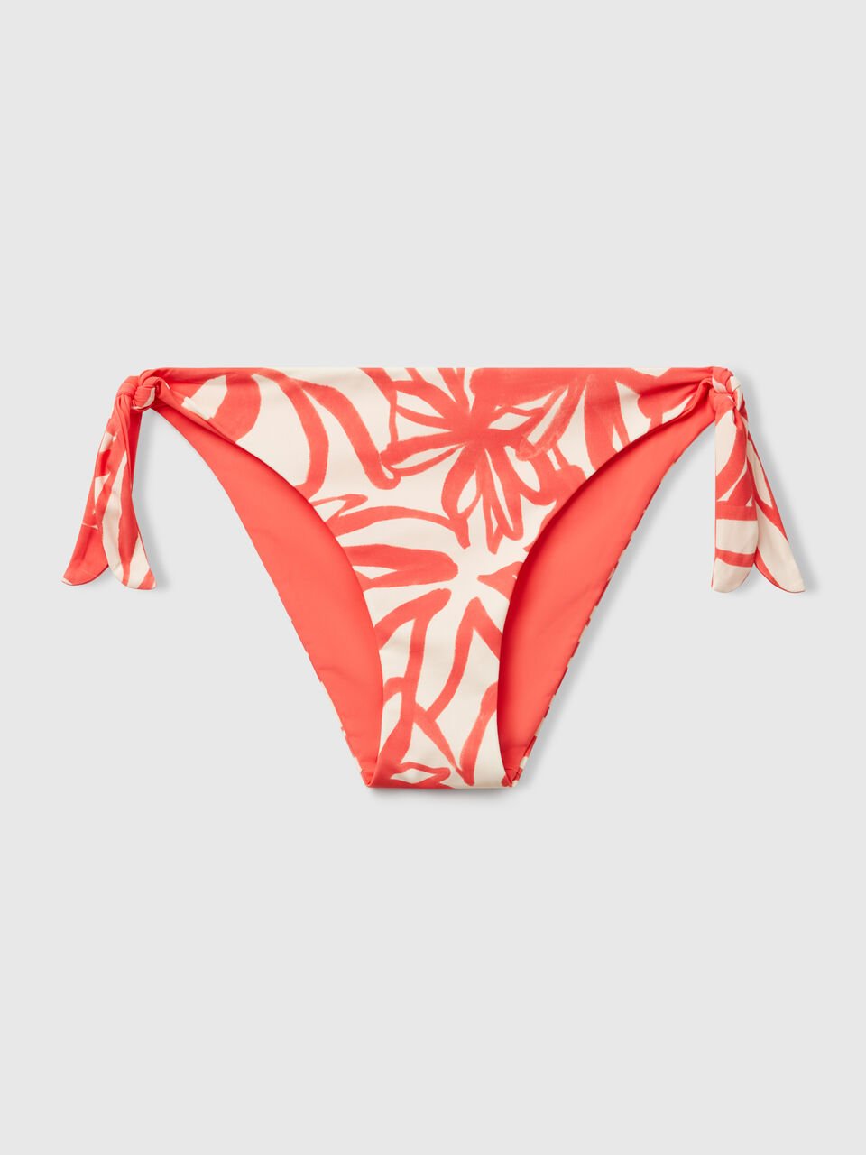 SWIMMING BRIEFS Women image number 1