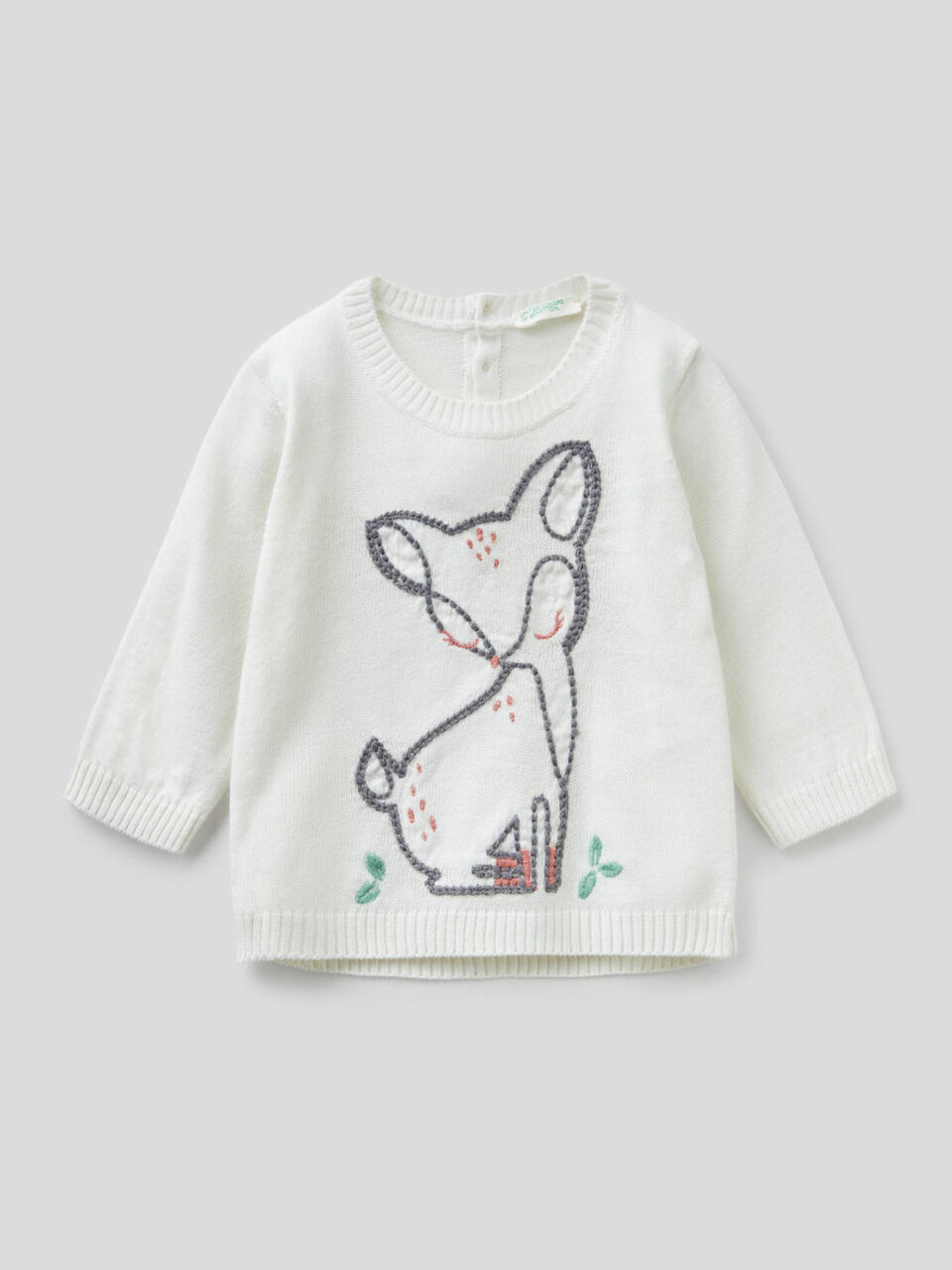 Pull avec animal brodé image number 1