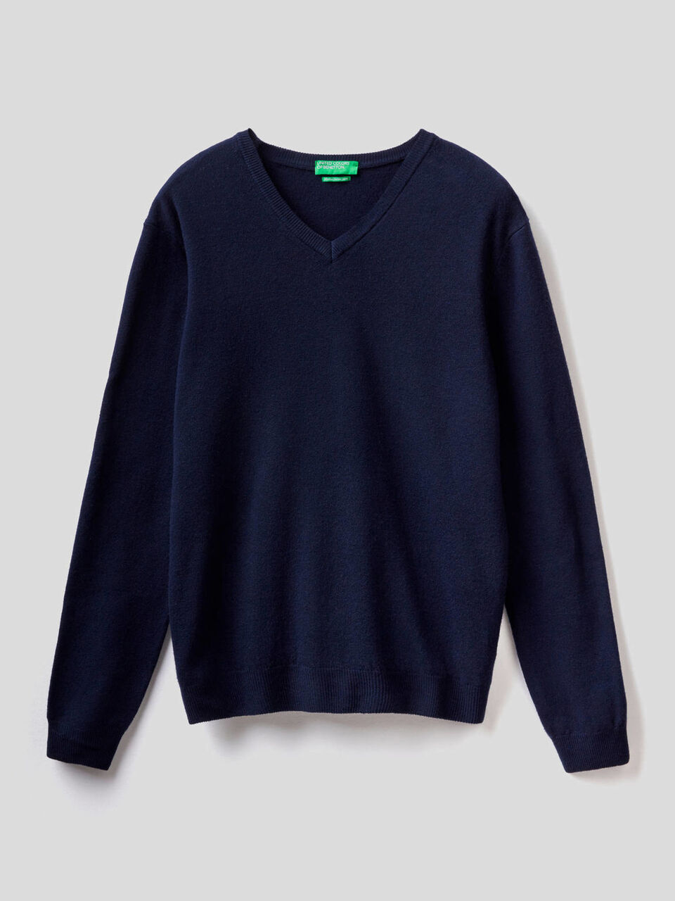 Maglia scollo a V in pura lana vergine image number 1