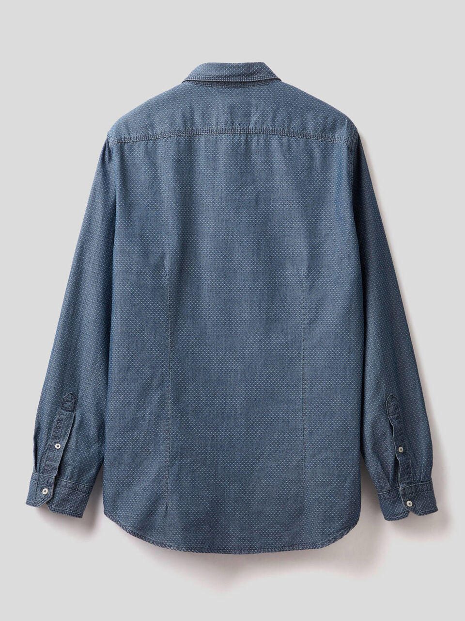 Chemise coupe slim en 100% coton image number 2