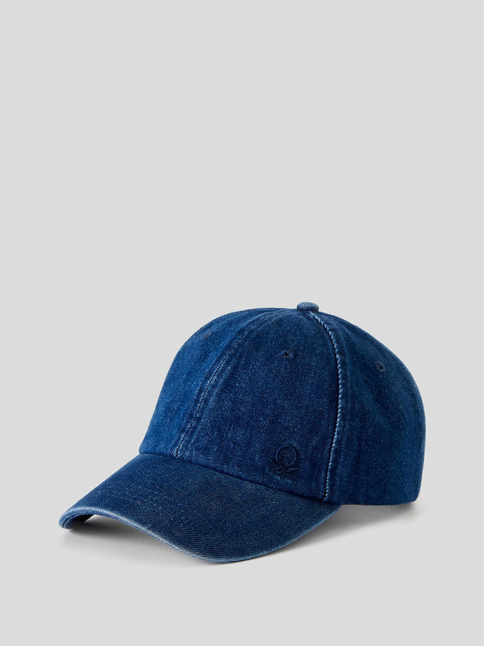Denim hat with brim image number 1