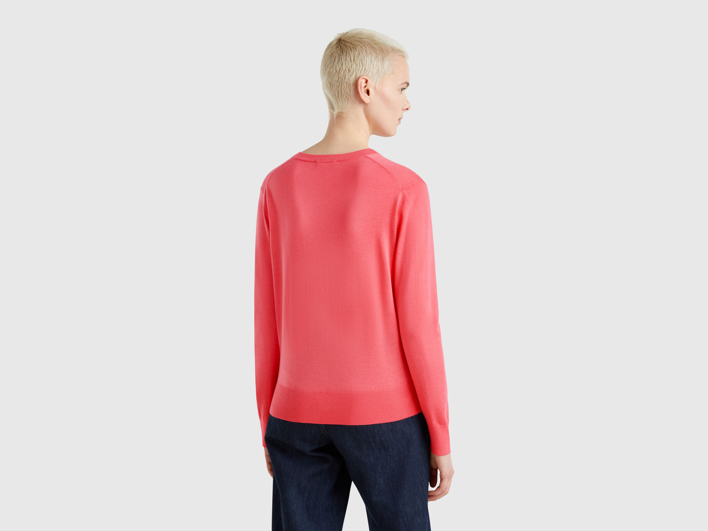 MAGLIA SCOLLO V M/L Donna image number 1
