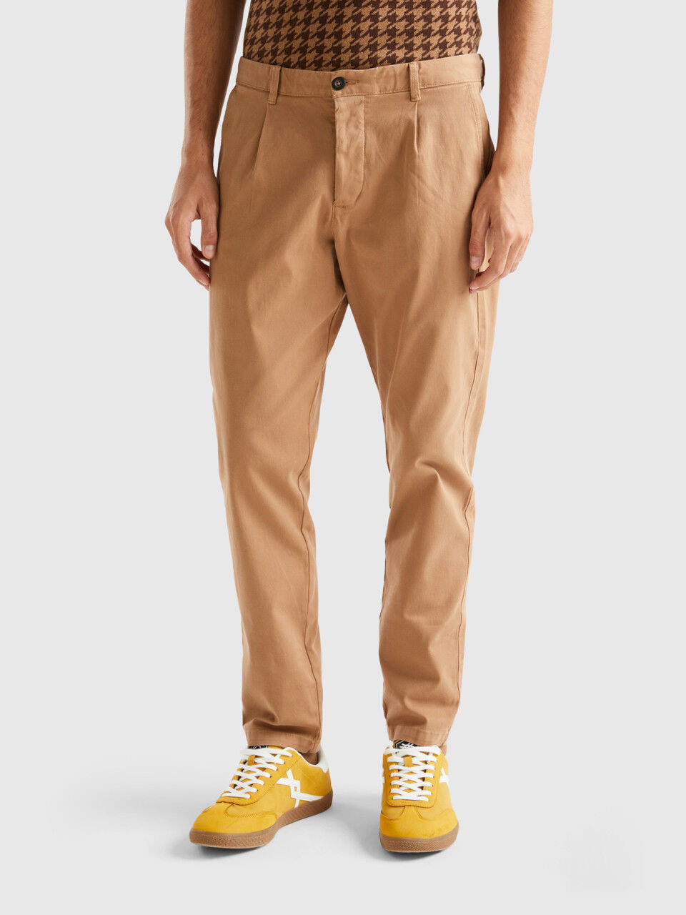 Pantaloni modello new arrivals chino significato