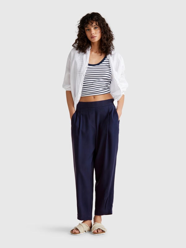 Pantalon fluide à plis Femme