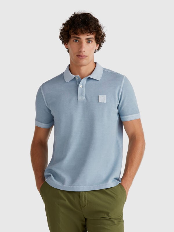 Babyblaues Poloshirt mit normaler Passform Herren