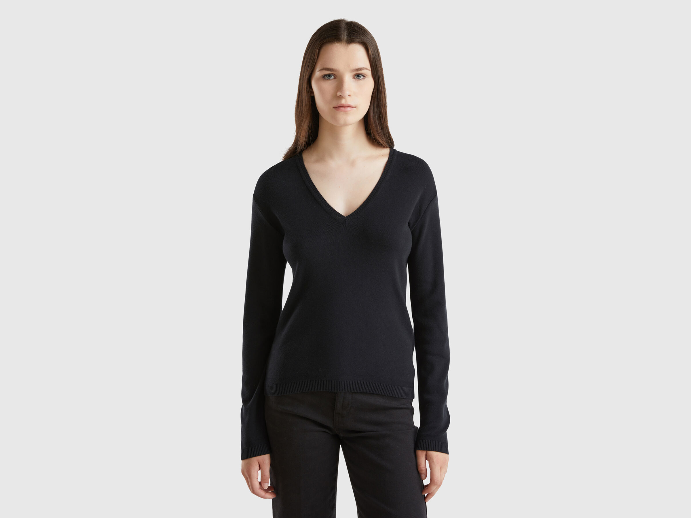 V NECK SWEATER L/S Women image number 0