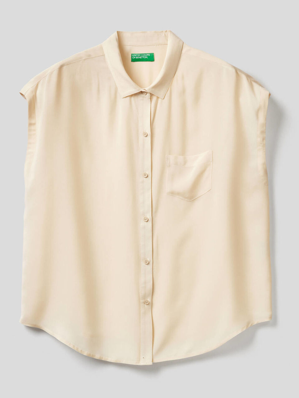 Fließende Bluse mit kurzen Ärmeln image number 1