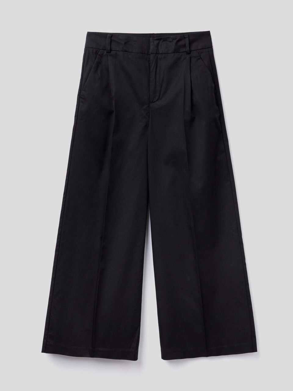 Pantaloni a gamba ampia con pinces image number 1