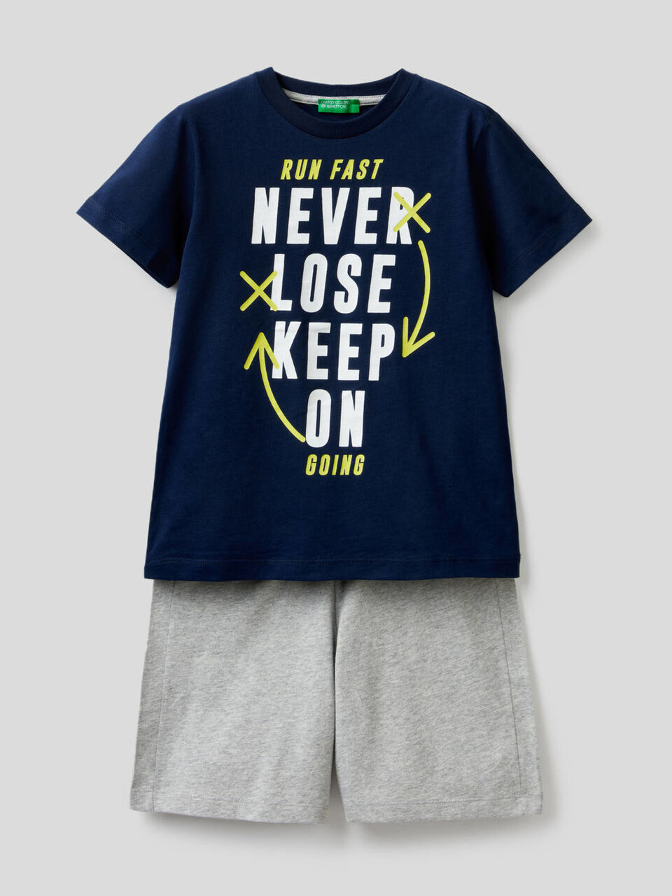Set mit T-Shirt und Bermuda image number 1