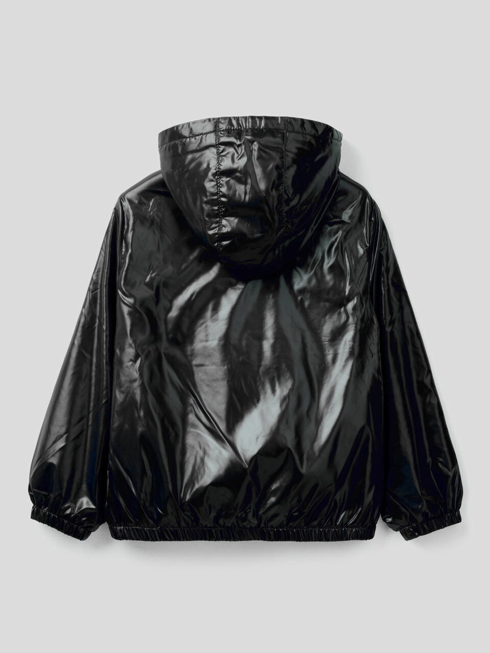 Glänzende Jacke mit Kapuze image number 2