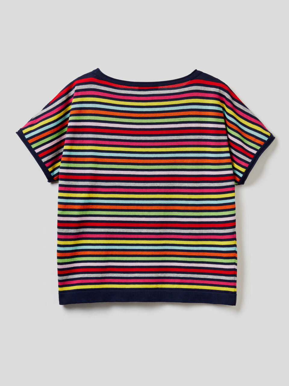 Pullover mit bunten Streifen image number 2