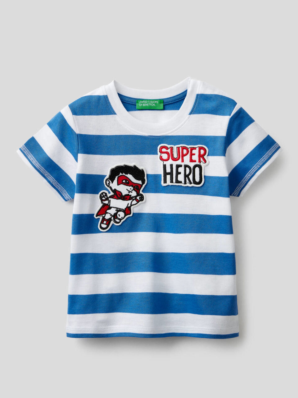 T-shirt a righe con patch image number 1