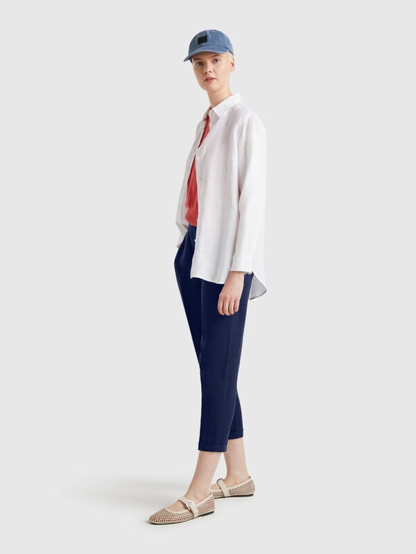 Pantaloni cropped in 100% lino Donna