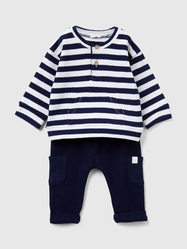 Gestreiftes Sweatshirt-Outfit Newborn