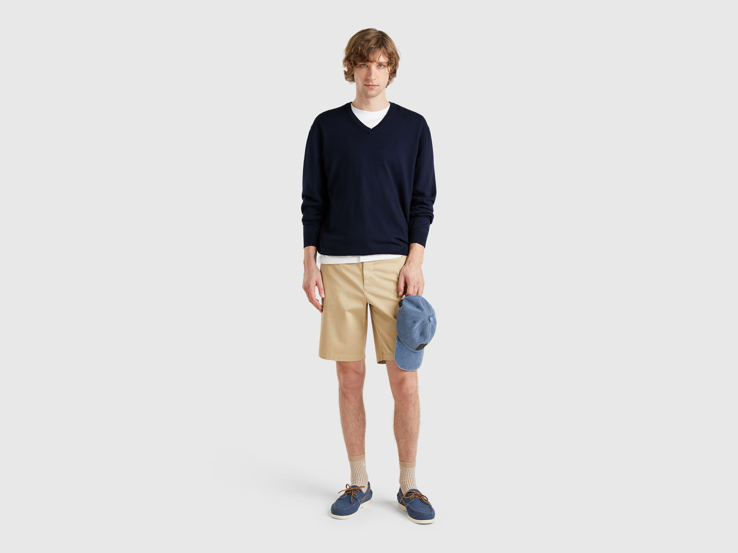 V NECK SWEATER L/S Men image number 2
