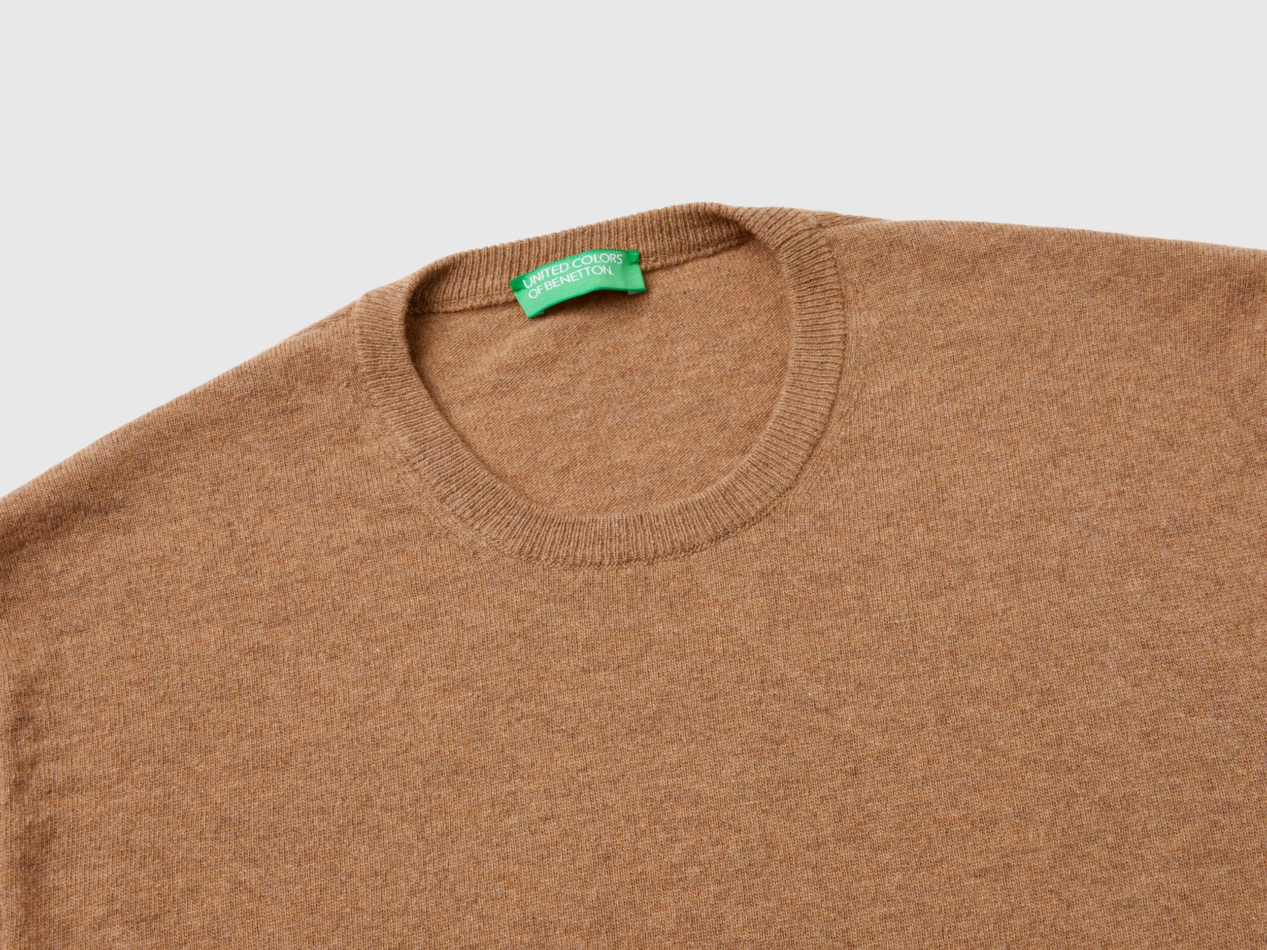 benetton lambswool pullover