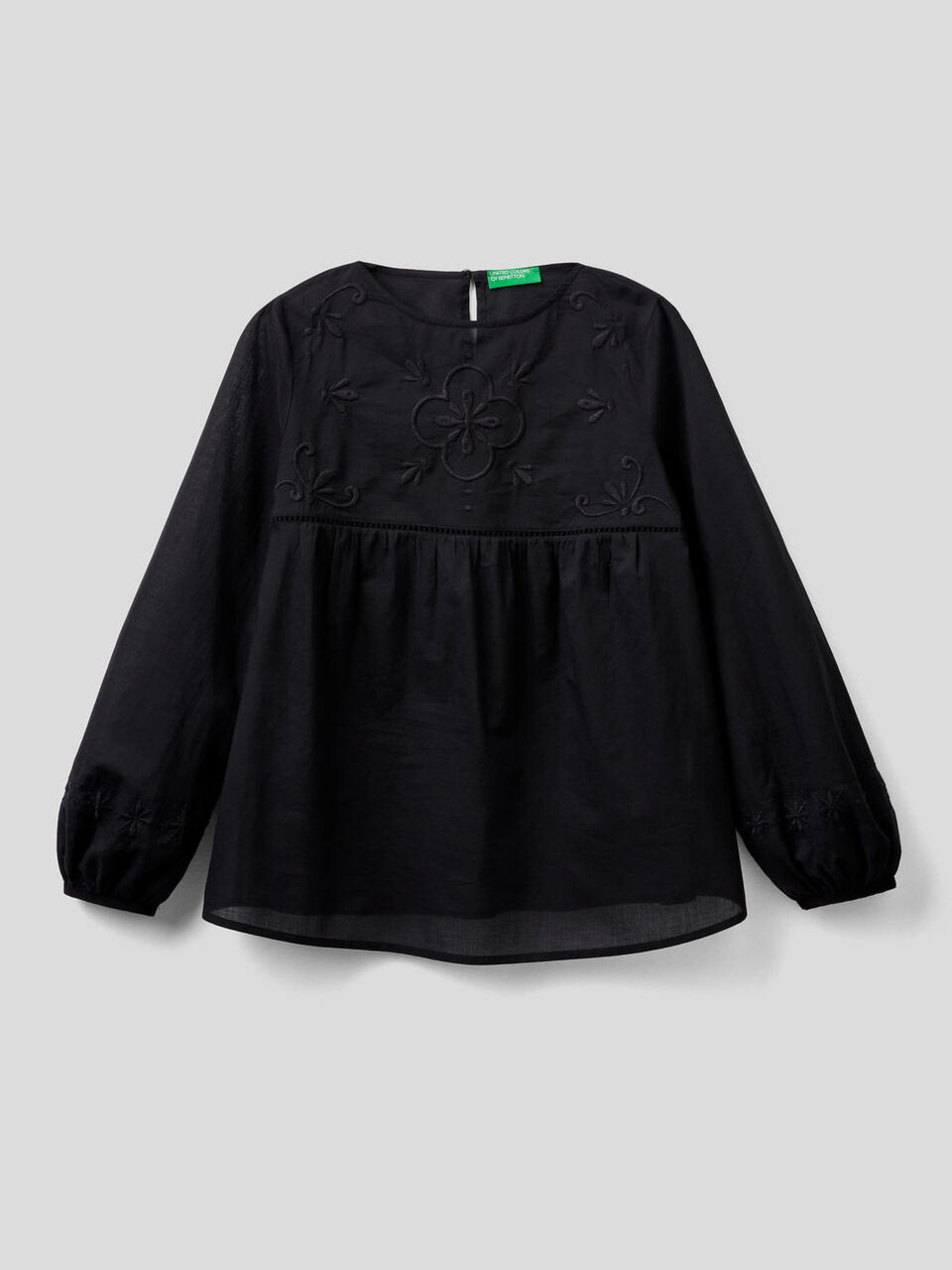 Blouse en coton léger avec broderies image number 1