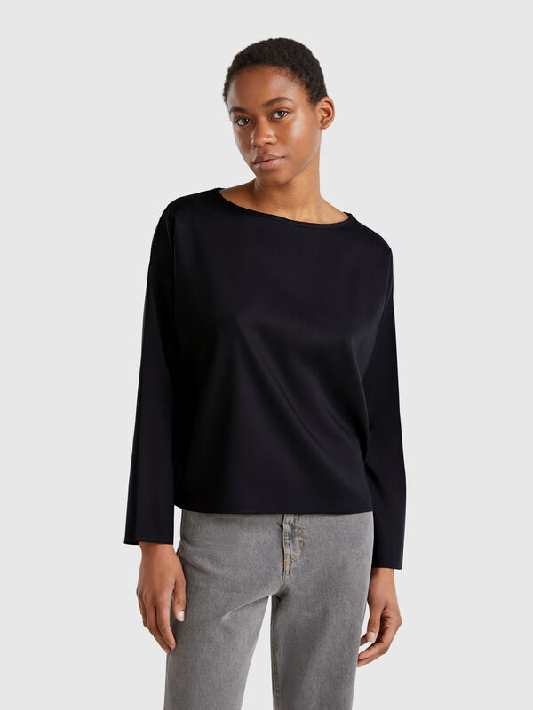 Flowy blouse Women