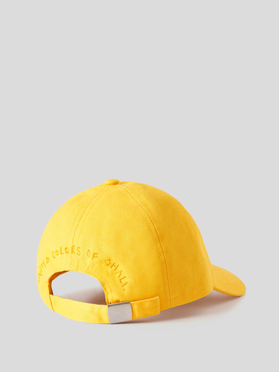 Hat with embroidered logo by Ghali image number 2