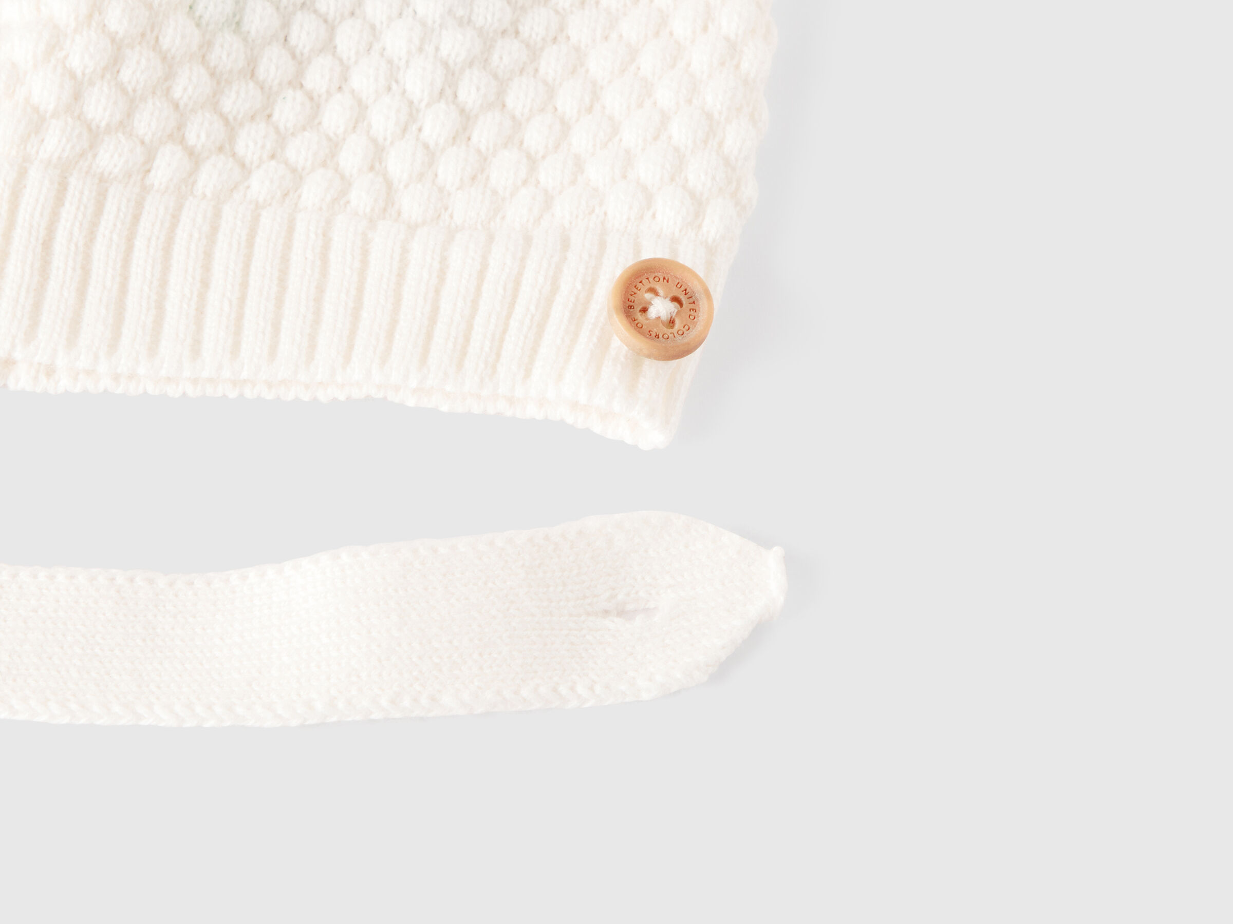 KNITTED - HAT New Born (0-18 months) image number 2