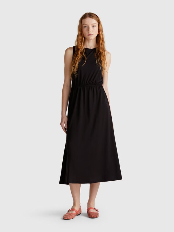 Robe avec dos ouvert Femme