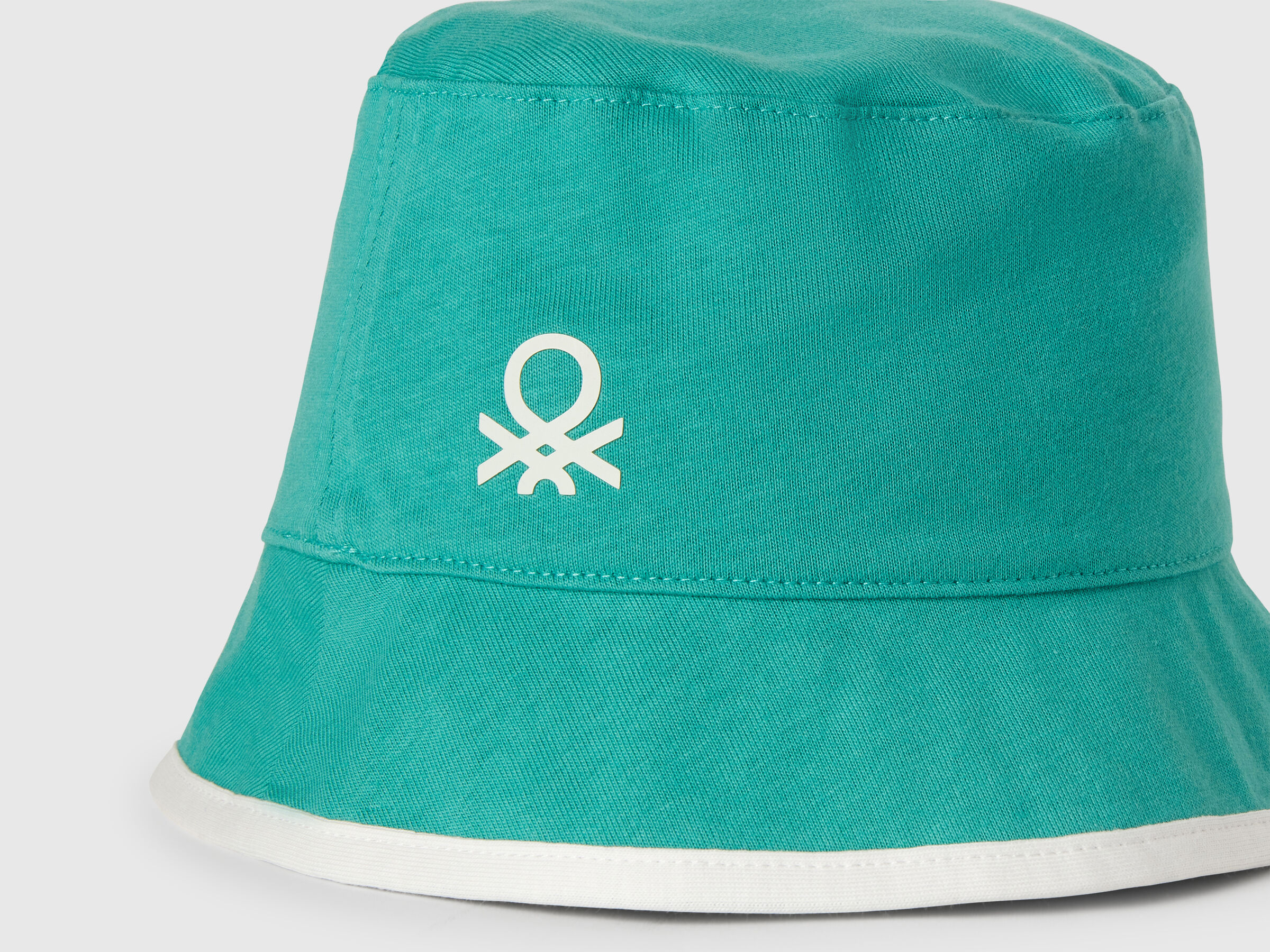 HAT Jungen image number 2