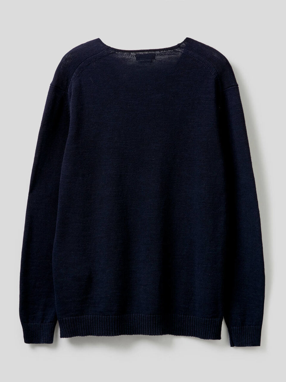 Pullover mit V-Ausschnitt aus Baumwolle und Leinen image number 2