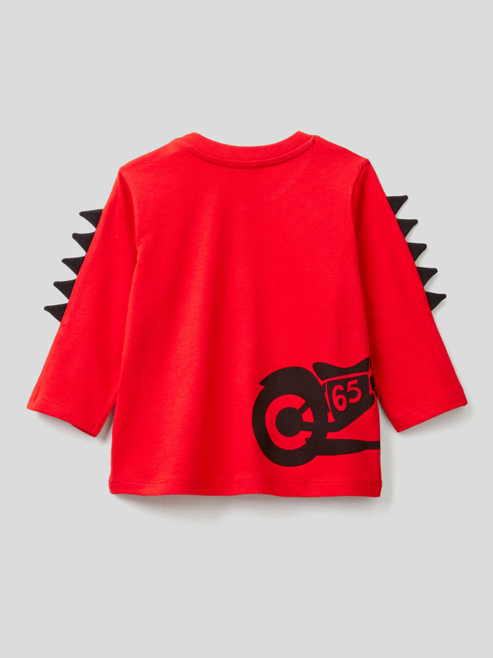 T-shirt avec applications 3D image number 2