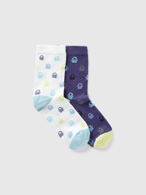 Deux paires de chaussettes avec logos bleus et blancs Garçon
