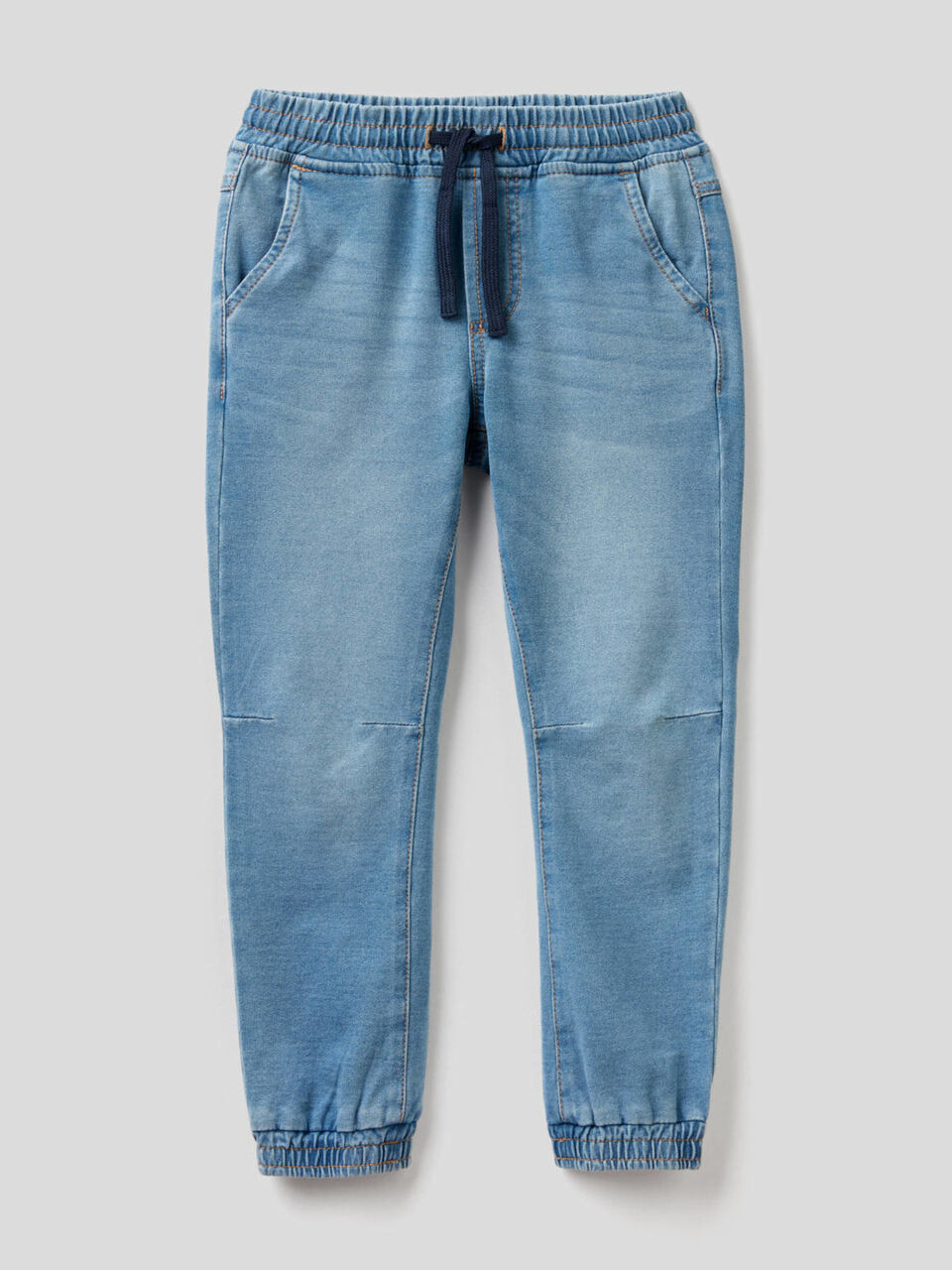 Sportliche Hose aus Sweatstoff mit Denim-Effekt image number 1