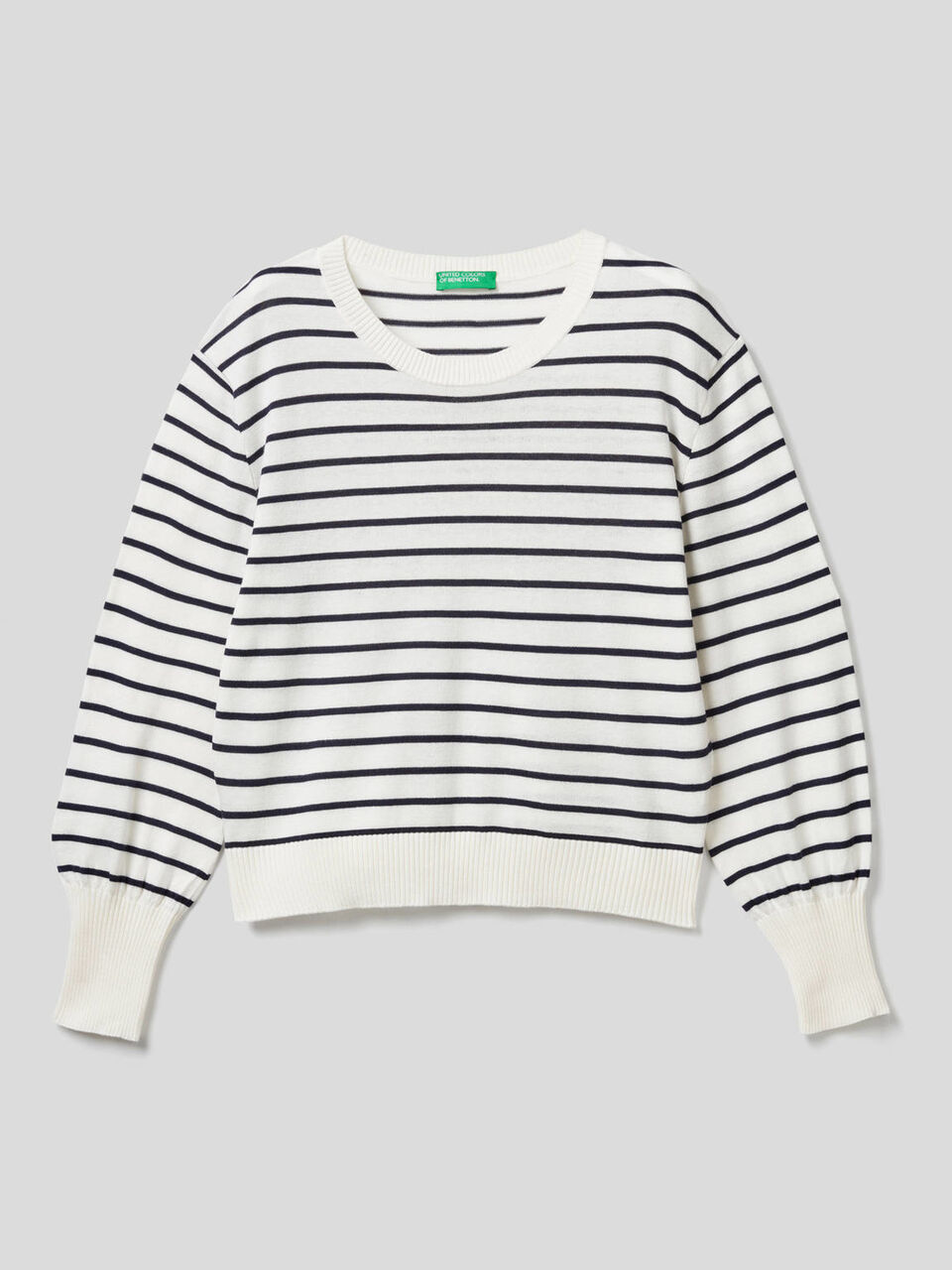 Pull avec manches bouffantes image number 1
