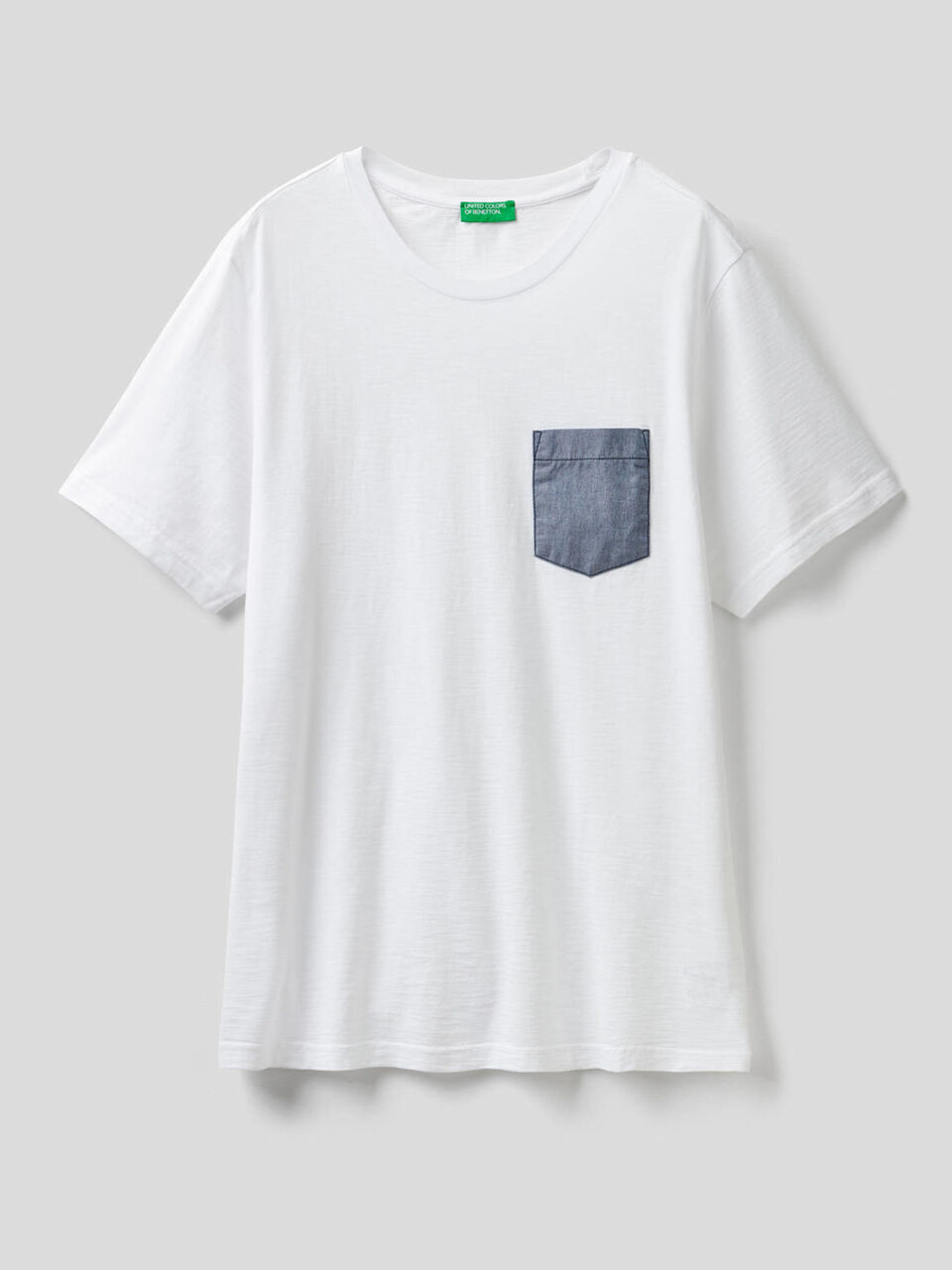 T-shirt con taschino a contrasto image number 1