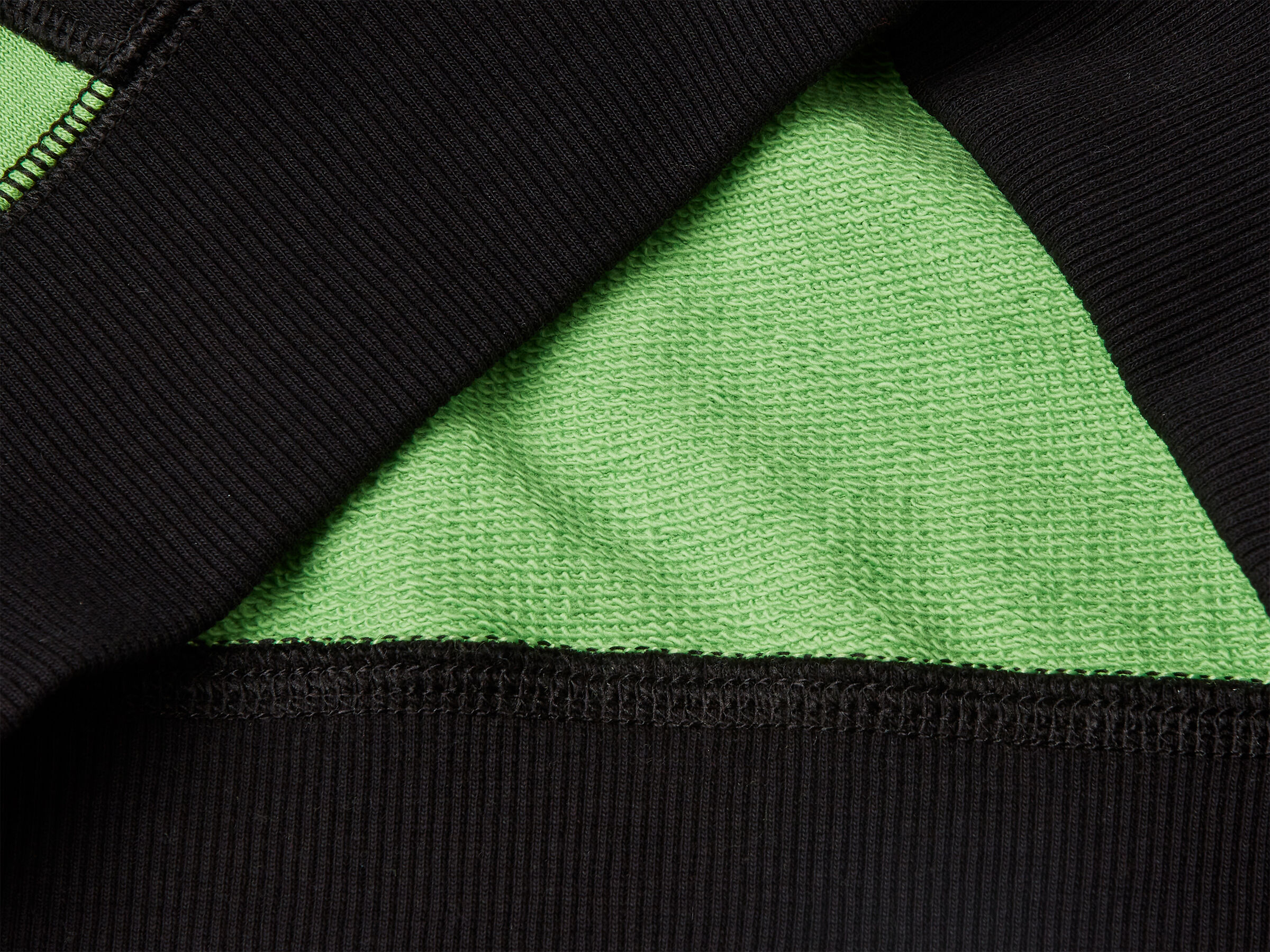 SWEATER W/HOOD Jungen image number 2
