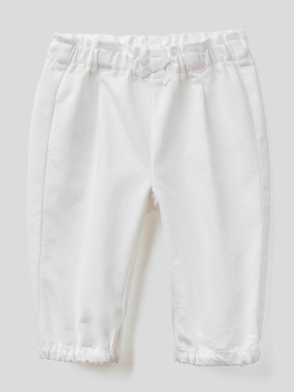Trousers with ruffled waist image number 1