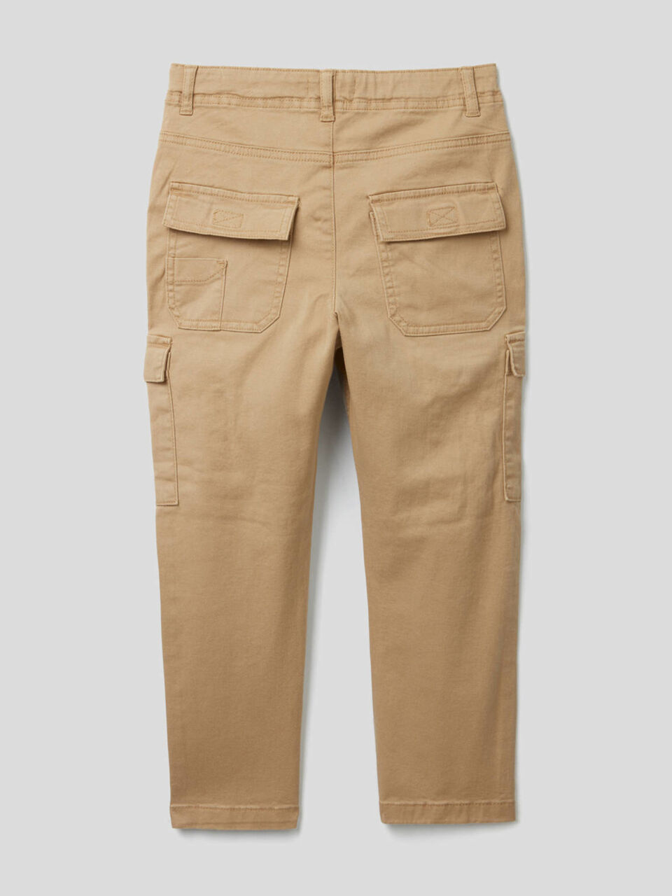 Pantalon cargo en coton stretch image number 2