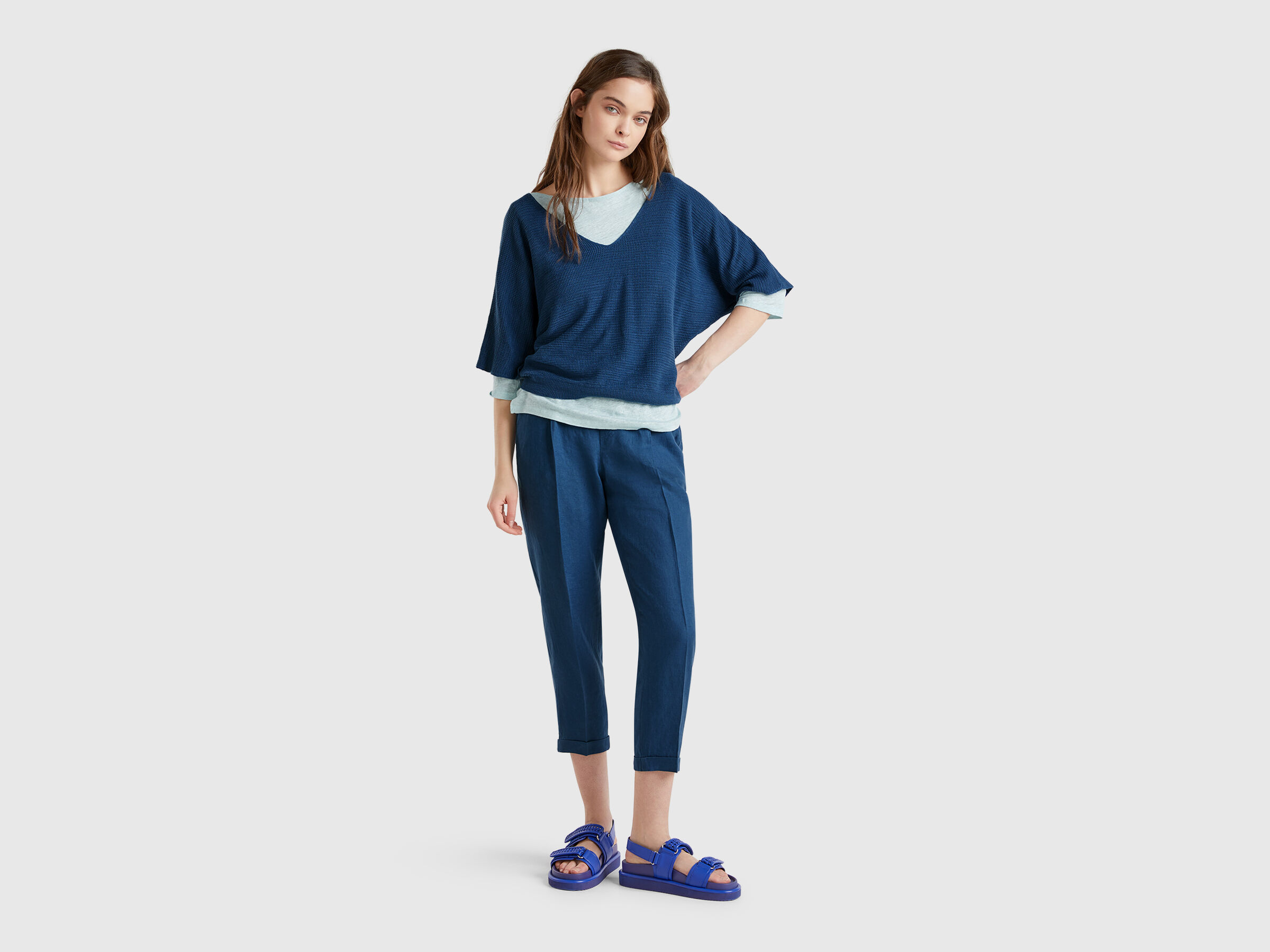MAGLIA SCOLLO V M/M Donna image number 3