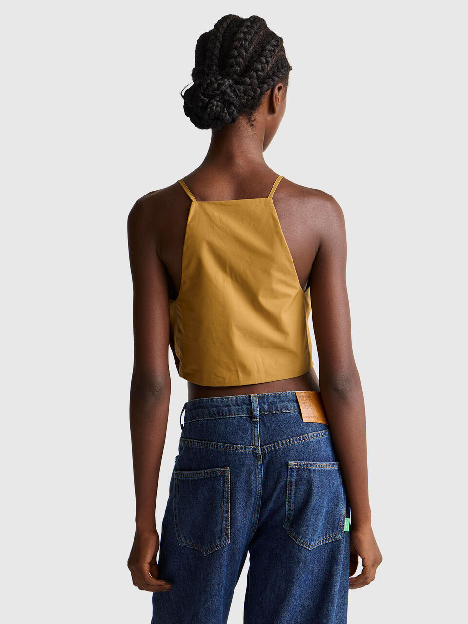 TOP Women image number null