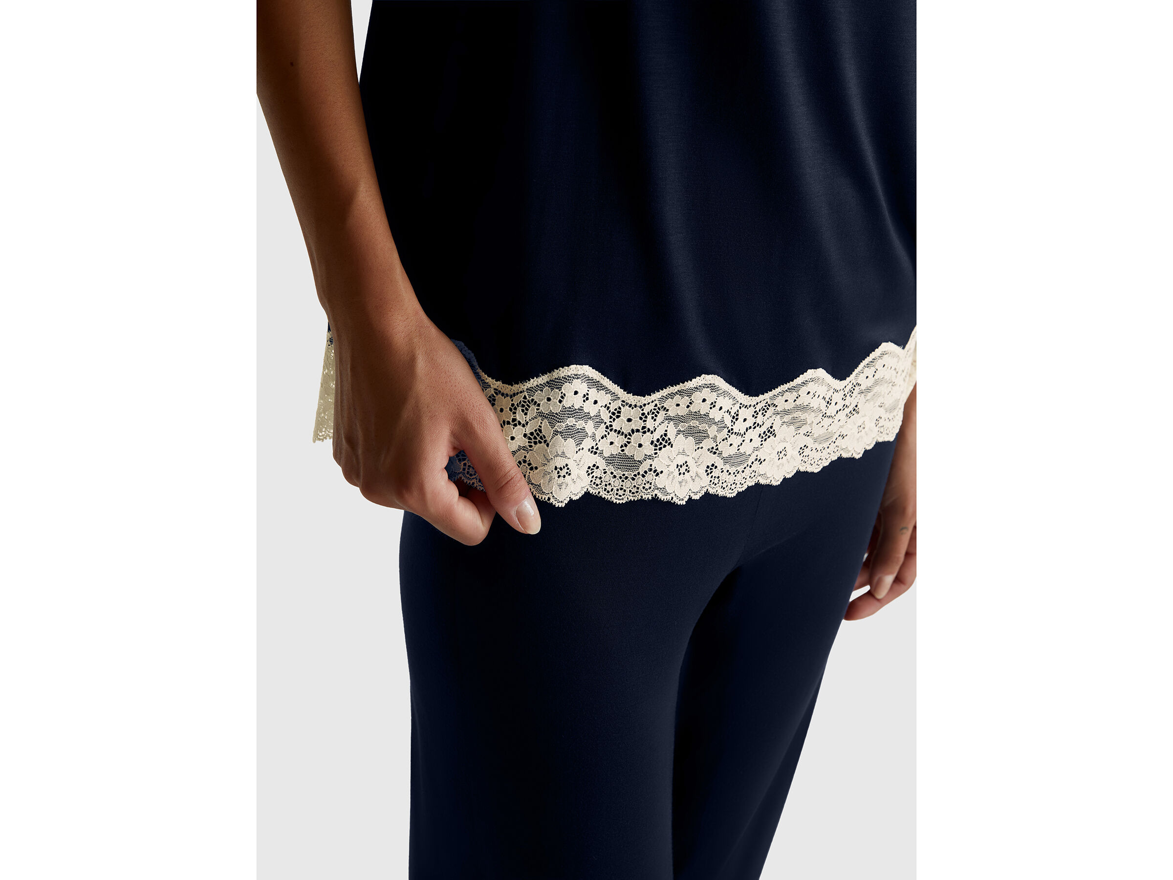 T-SHIRT Damen image number 4