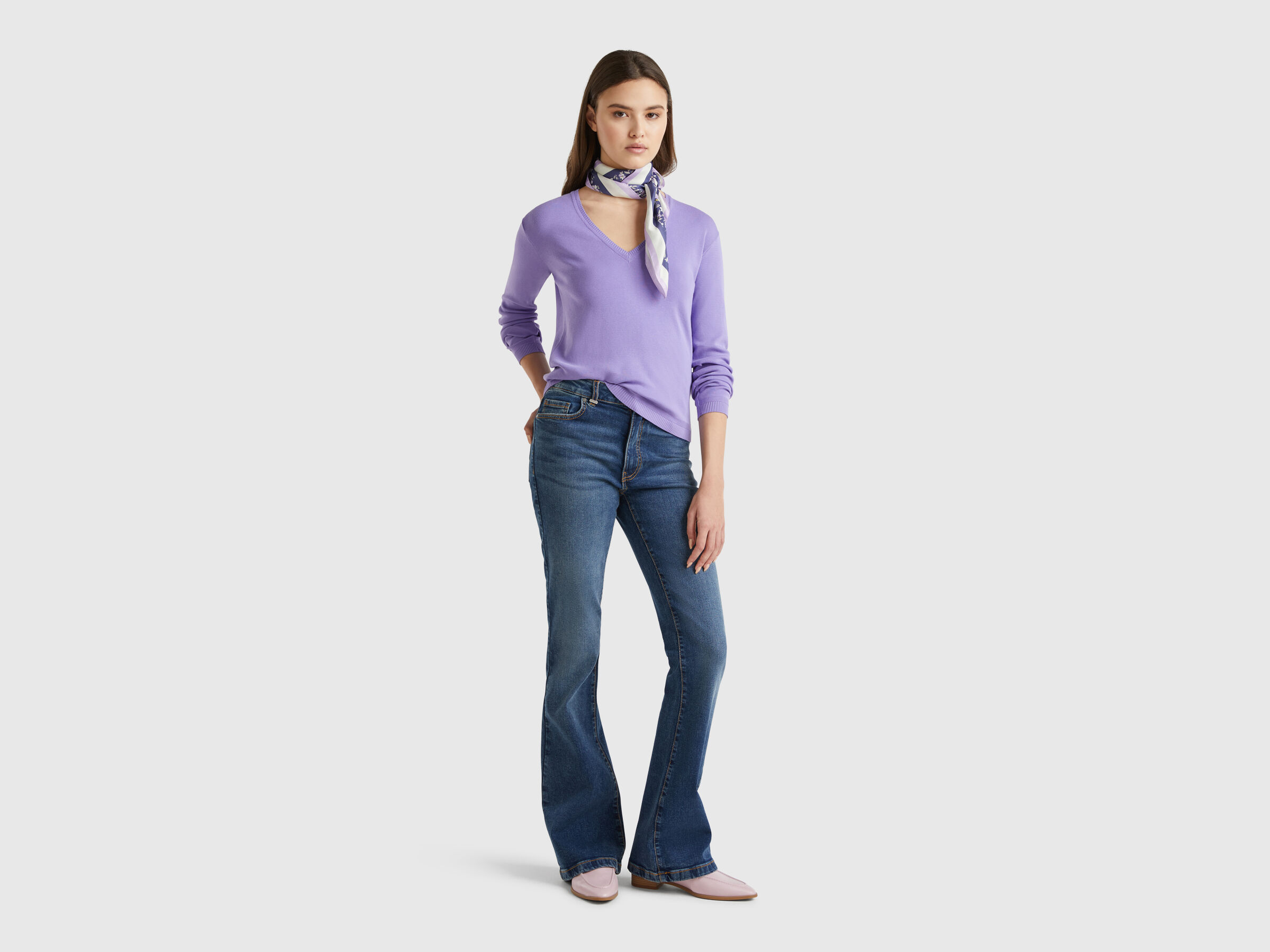 V NECK SWEATER L/S Femme image number 2