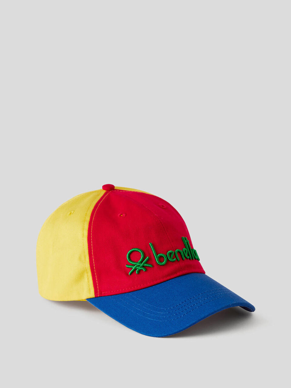 Baseball cap with embroidered logo image number 1