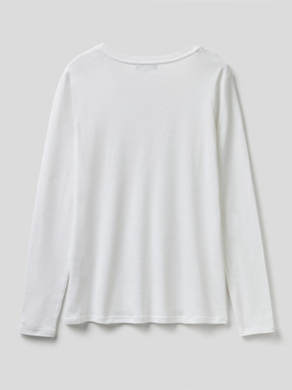 T-shirt a manica lunga con scollo a V image number 2