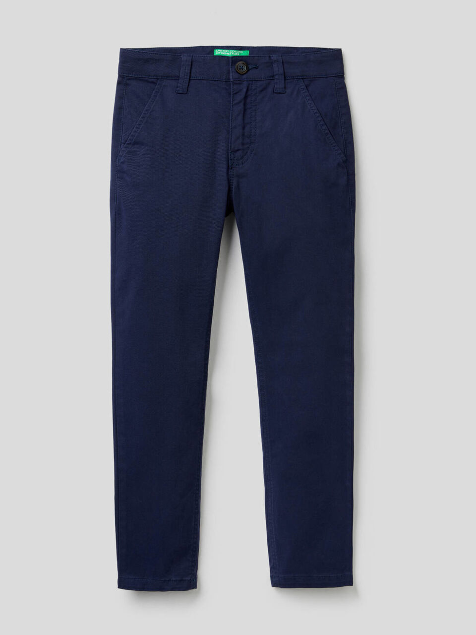 Slim-Fit-Chinos aus elastischer Baumwolle image number 1