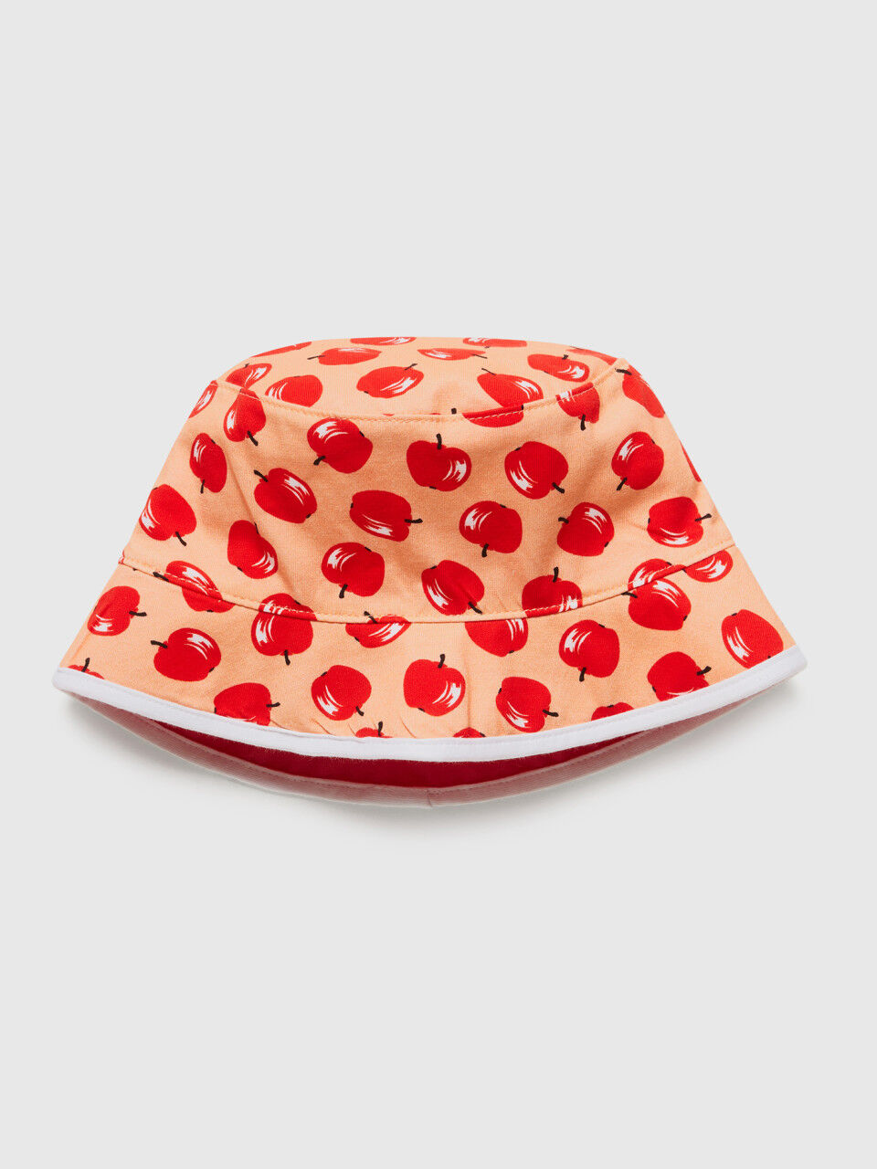 Mütze in Rot mit Apfelprint