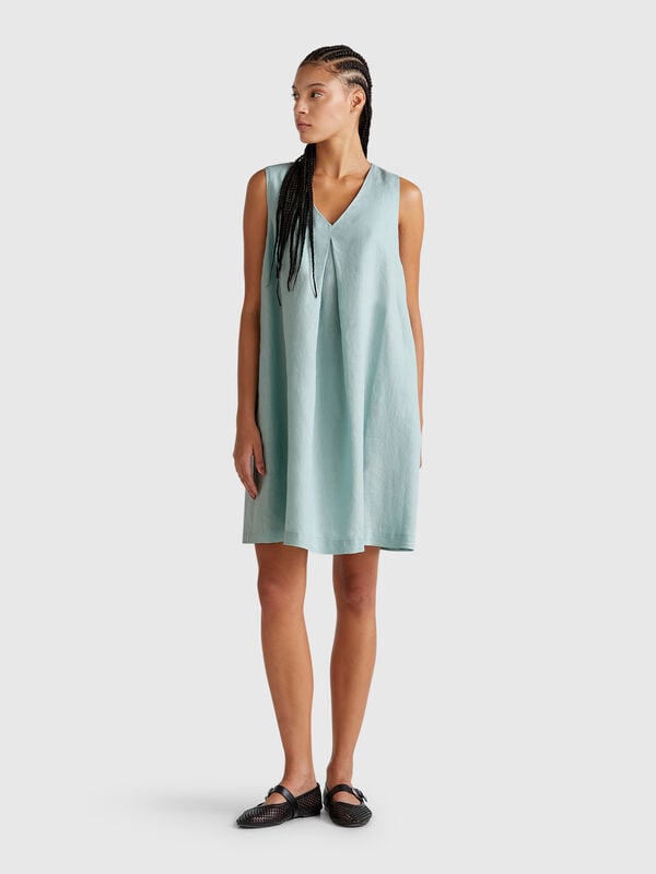 Sleeveless dress in pure linen Women
