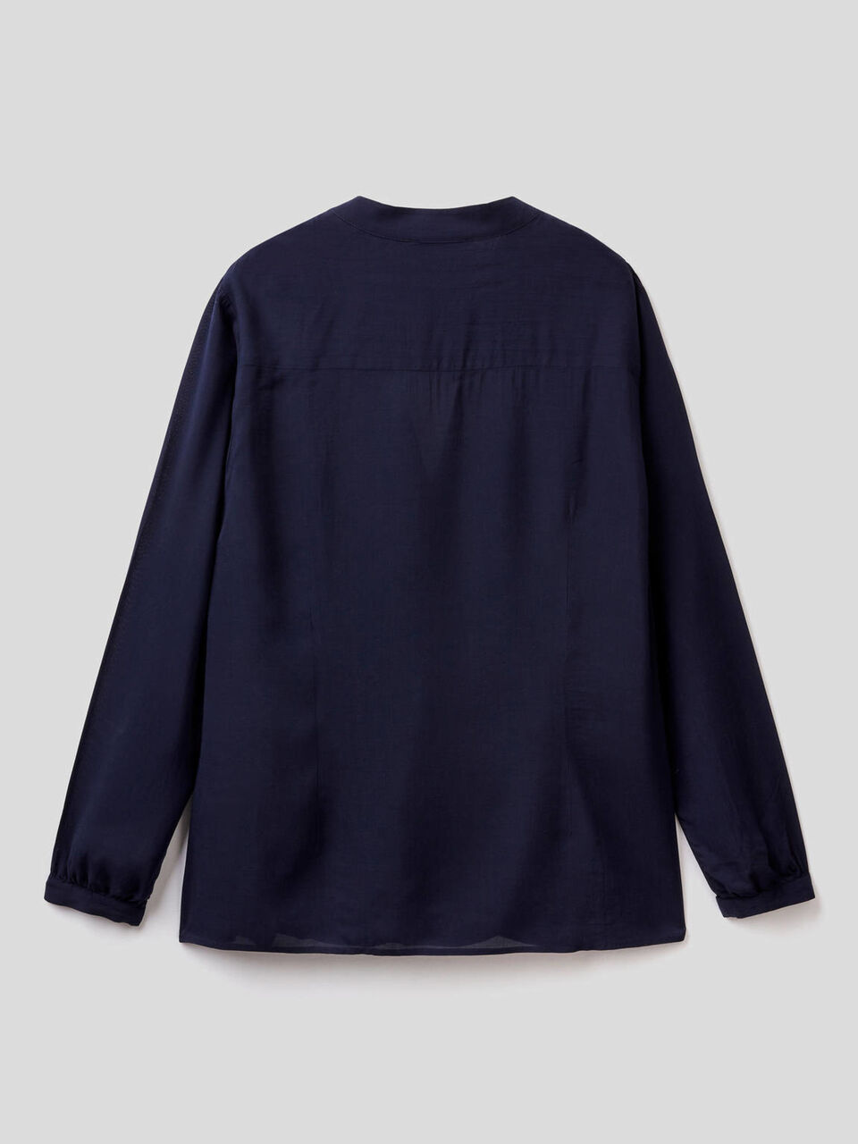 Blouse fluide col en V image number 2