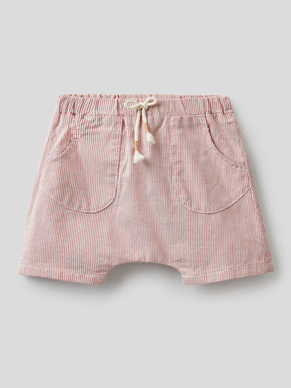 Gestreifte Shorts aus reiner Baumwolle image number 1