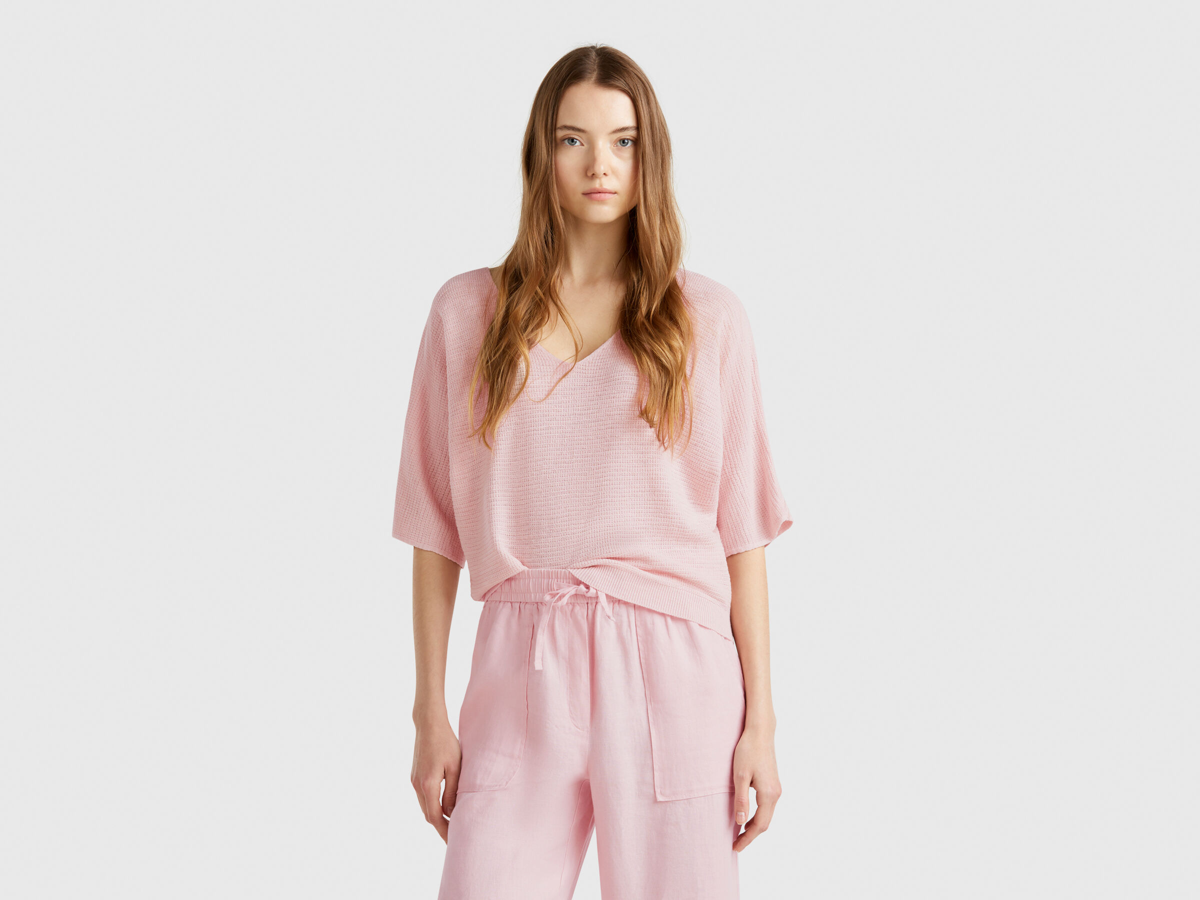 MAGLIA SCOLLO V M/M Donna image number 0