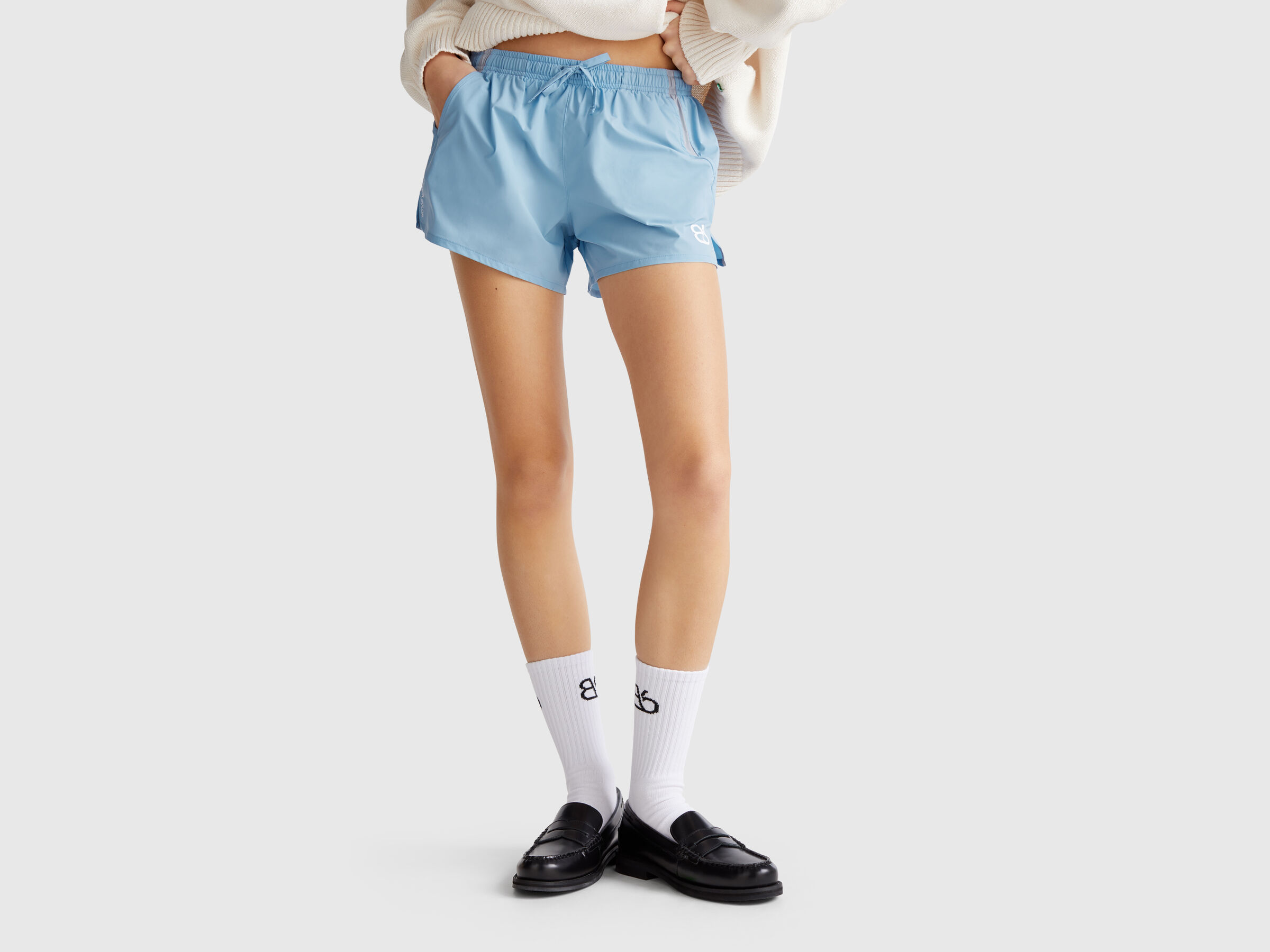 SHORTS Women image number 0