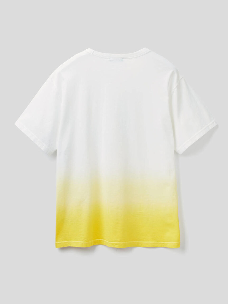 100% cotton faded look t-shirt image number 2